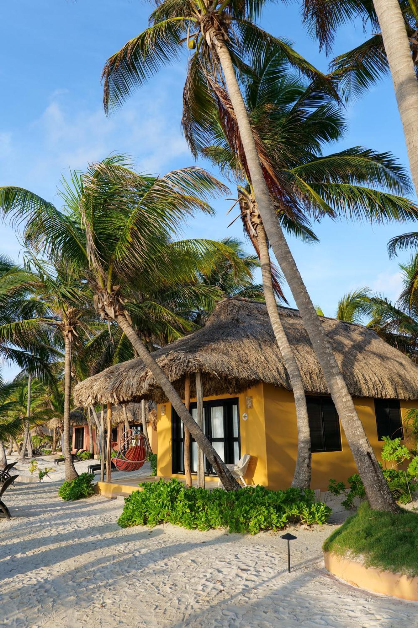 Matachica Beach Resort And Spa Сан Педро Екстериор снимка
