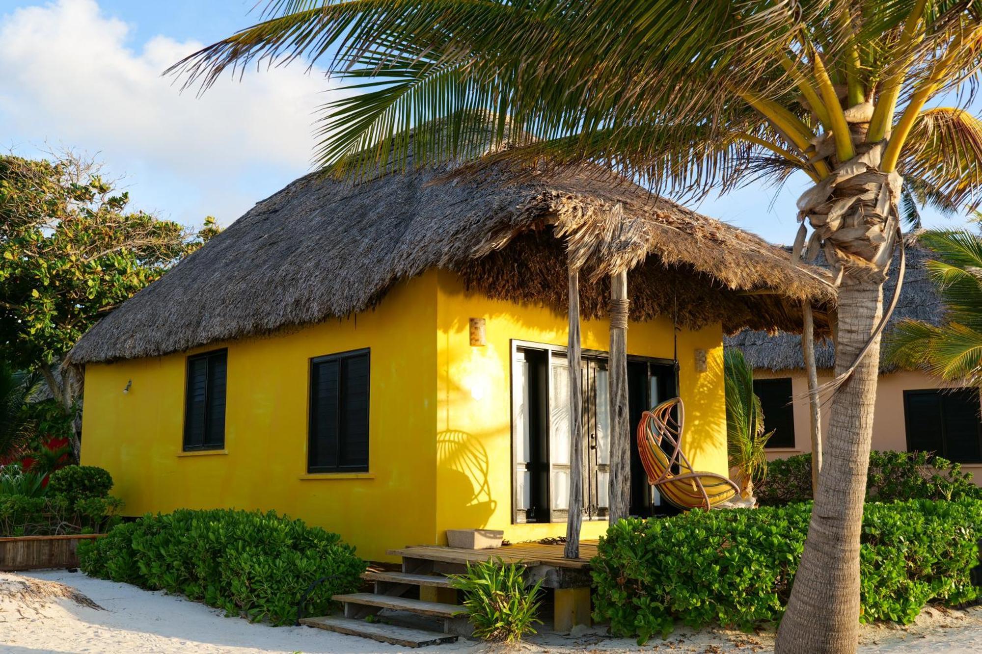 Matachica Beach Resort And Spa Сан Педро Екстериор снимка